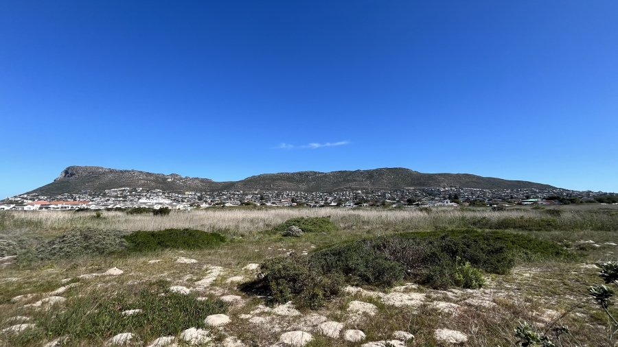 5 Bedroom Property for Sale in Clovelly Western Cape